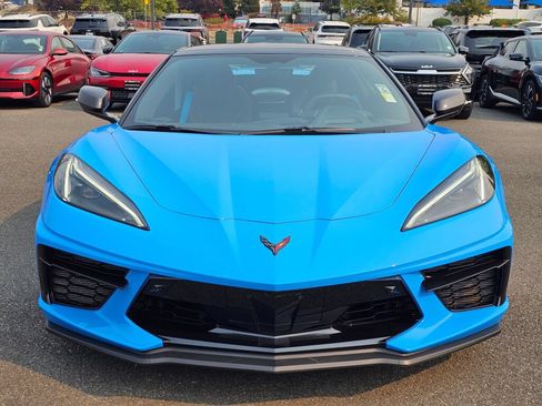 Used 2021 Chevrolet Corvette Stingray Premium Conv w/ Z51 Performance Package RWD image 2