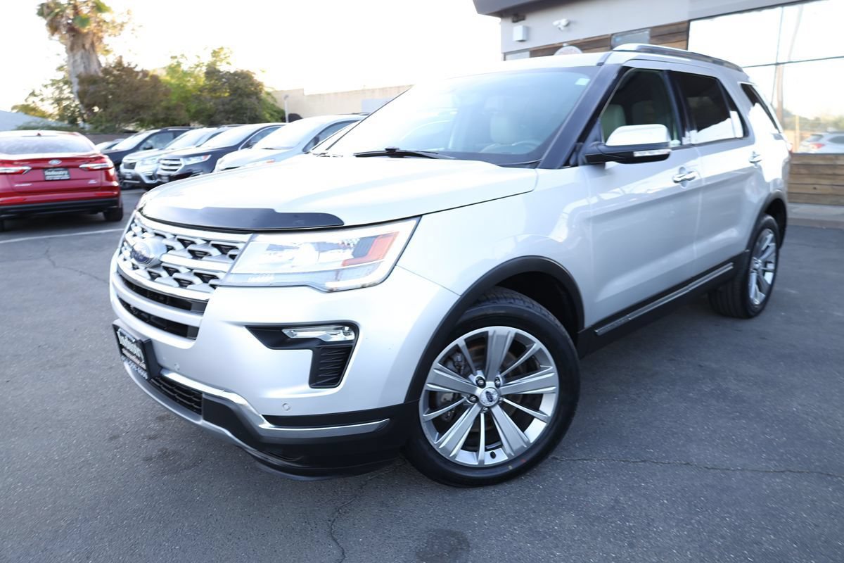 Used 2018 Ford Explorer Limited AWD/4WD image 2
