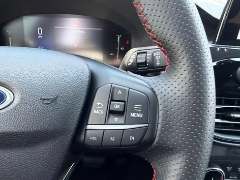 Used 2025 Ford Escape ST-Line FWD image 11
