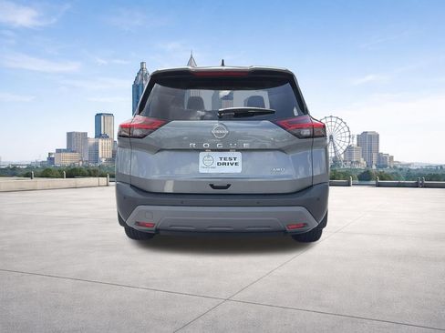 Used 2023 Nissan Rogue S AWD/4WD image 4