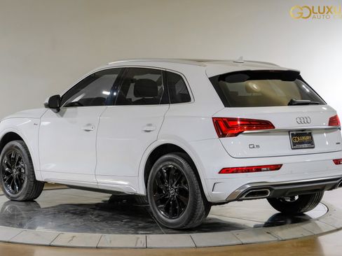 Used 2023 Audi Q5 2.0T Premium Plus w/ Premium Plus Package AWD/4WD image 12