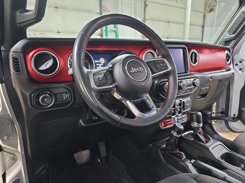 Used 2023 Jeep Wrangler Unlimited Rubicon w/ Xtreme Recon 35" Tire Package image 15