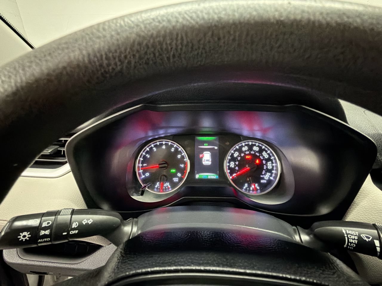 Used 2020 Toyota RAV4 XLE FWD image 11