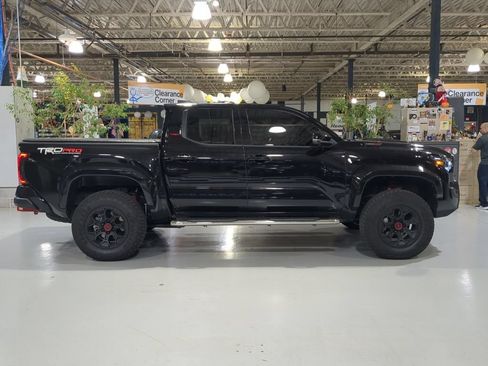 Used 2026 Toyota Tacoma TRD Pro w/ Tow Tech Package AWD/4WD image 6