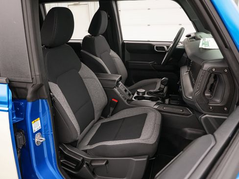 New 2025 Ford Bronco 4-Door image 31