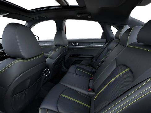 New 2026 Kia K5 GT FWD image 18