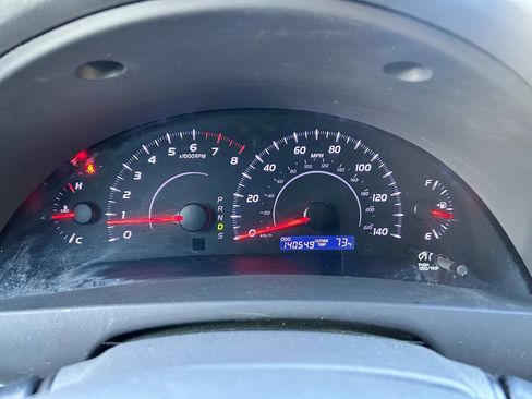 Used 2011 Toyota Camry LE FWD image 18
