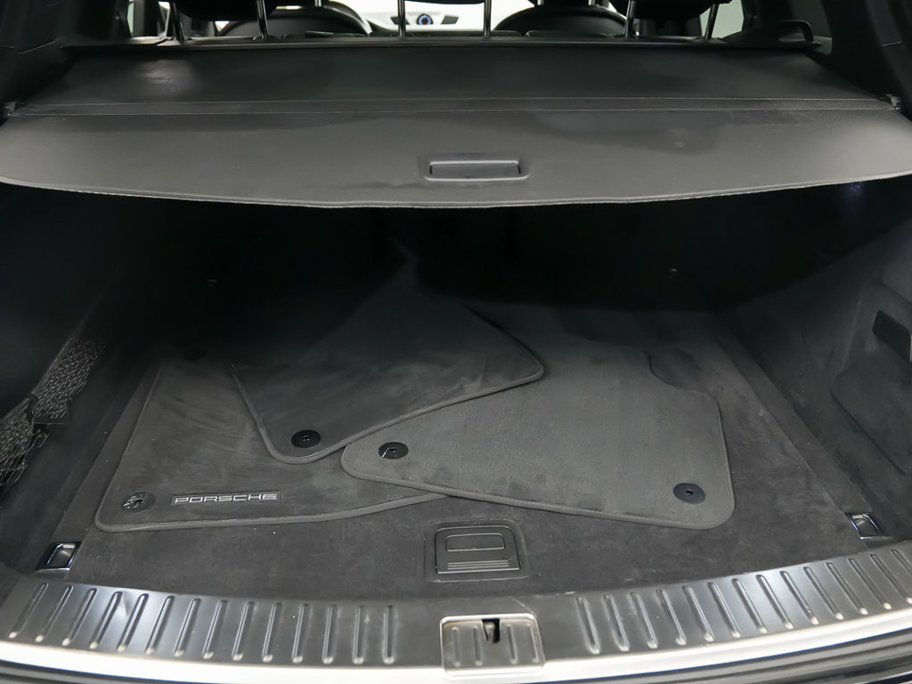 Used 2019 Porsche Cayenne AWD/4WD image 13