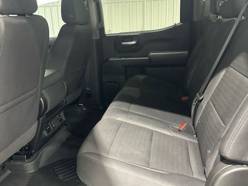 Used 2026 Chevrolet Silverado 1500 Custom Trail Boss w/ LPO, Dark Essentials Package AWD/4WD image 16