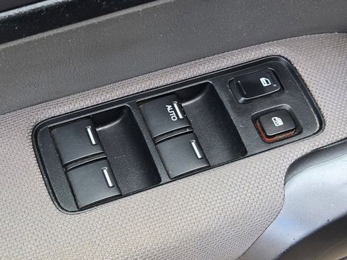 Used 2008 Honda CR-V LX image 23