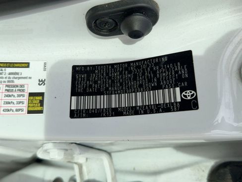 Used 2024 Toyota Corolla LE image 20