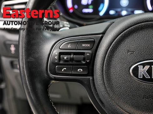 Used 2021 Kia Niro EX w/ Cold Weather Package image 15