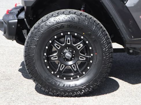 Used 2020 Jeep Gladiator Rubicon AWD/4WD image 40