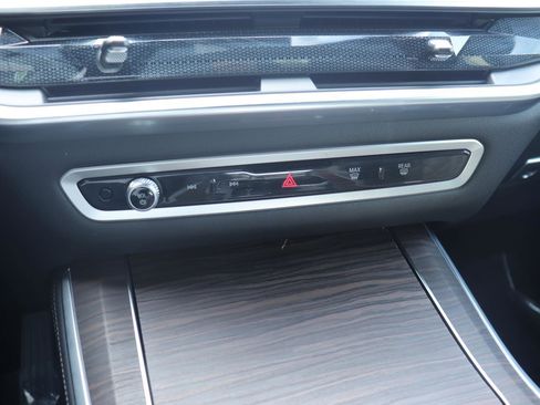 Used 2024 BMW X5 xDrive40i w/ Parking Assistance Package image 36