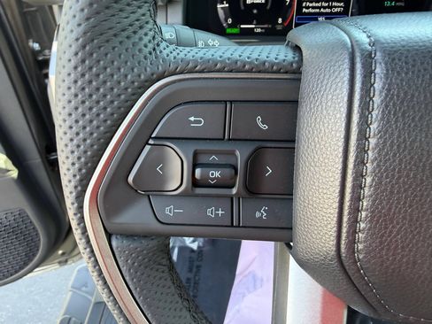 Used 2026 Toyota Tacoma TRD Off-Road w/ TRD Off Road Upgrade Package AWD/4WD image 15