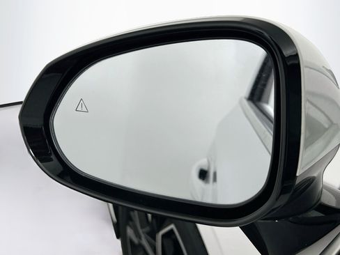 Used 2025 Hyundai Sonata SEL FWD image 16