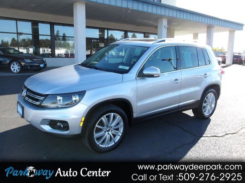 Used 2013 Volkswagen Tiguan SE image 1