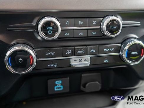 Used 2024 Ford F150 XLT AWD/4WD image 26