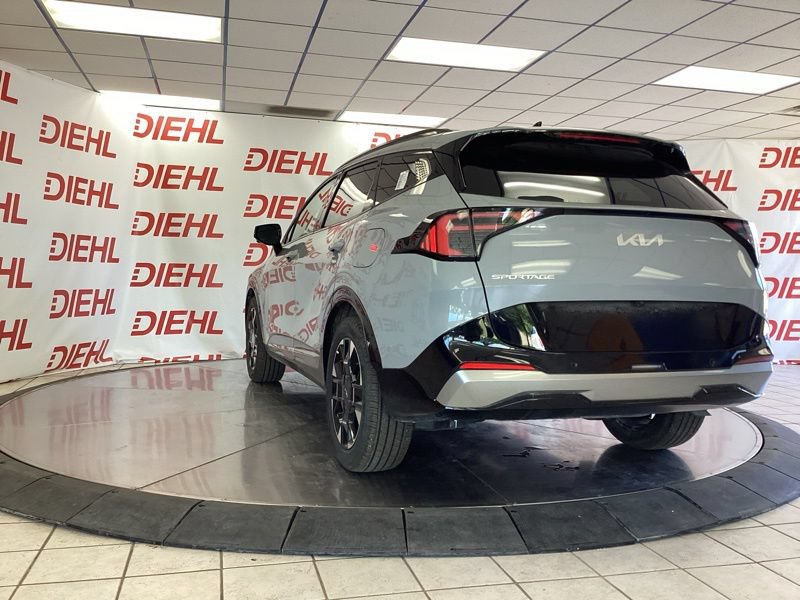 New 2026 Kia Sportage SX FWD image 5