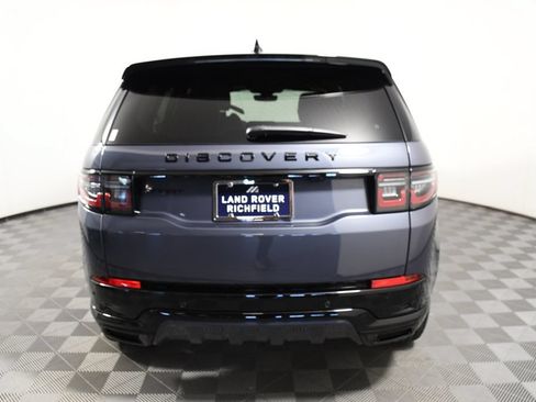 Used 2025 Land Rover Discovery Sport Dynamic SE AWD/4WD image 5
