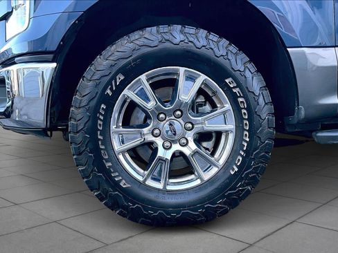 Used 2016 Ford F150 XLT w/ Equipment Group 302A Luxury image 10