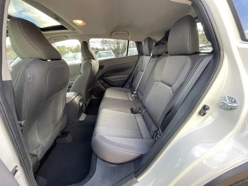 Certified 2024 Subaru Crosstrek 2.0i Premium image 19