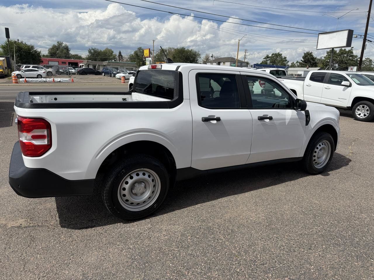 Used 2022 Ford Maverick XL FWD image 11