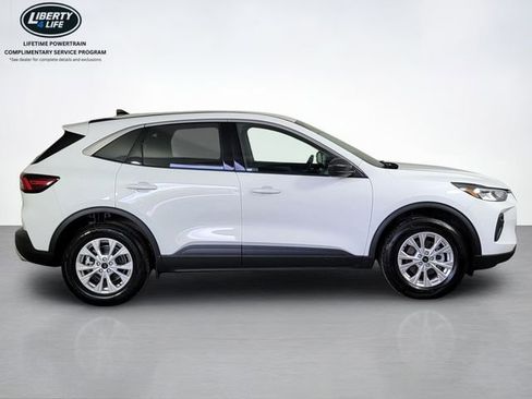 Used 2023 Ford Escape Active AWD/4WD image 2