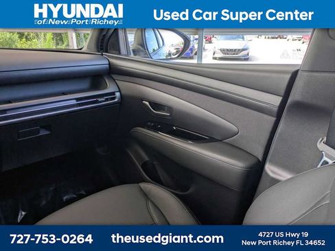 Used 2025 Hyundai Santa Cruz SEL FWD image 19