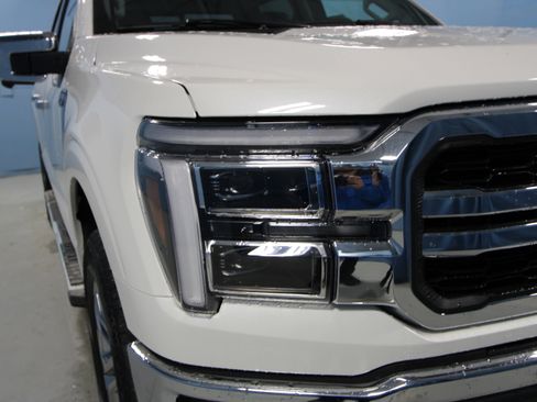 New 2026 Ford F150 Lariat w/ Equipment Group 502A High image 31