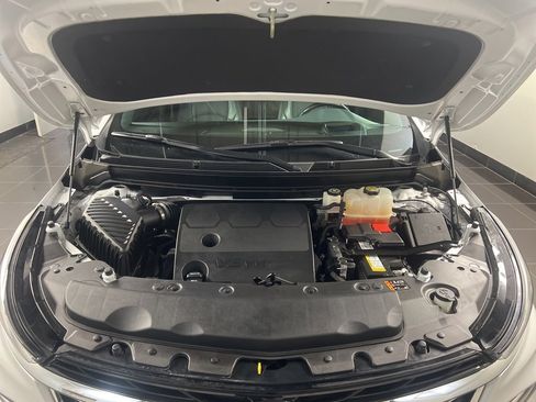 Used 2023 Buick Enclave Premium w/ Experience Buick Package image 27