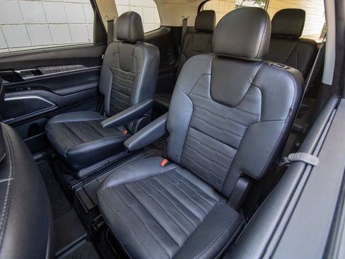 Used 2023 Kia Telluride SX Prestige AWD/4WD image 19