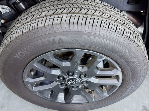 New 2025 Toyota Tundra Platinum image 30