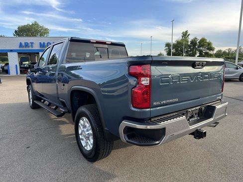 Used 2025 Chevrolet Silverado 2500 LT w/ Convenience Package AWD/4WD image 5