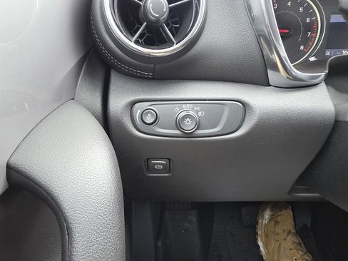 Used 2023 Chevrolet Blazer LT w/ Driver Confidence Package image 19