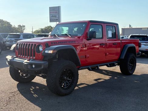 Used 2023 Jeep Gladiator Rubicon AWD/4WD image 3