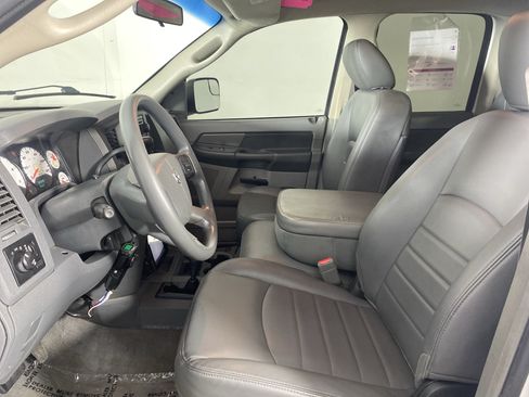 Used 2009 Dodge Ram 2500 Truck SXT AWD/4WD image 12