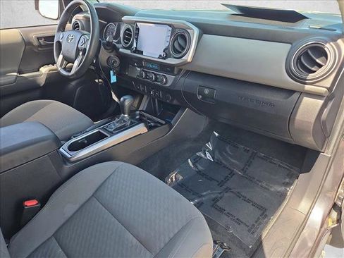 Used 2022 Toyota Tacoma SR5 w/ Technology Package RWD image 20