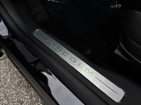 New 2026 Lincoln Corsair Premiere image 20