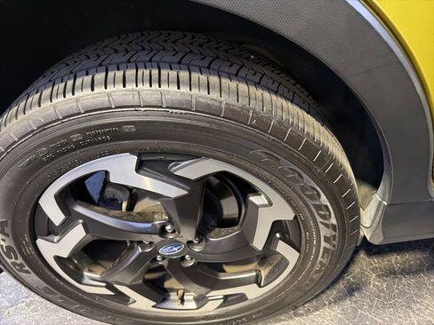 Used 2021 Subaru Crosstrek 2.5i Limited w/ Moonroof Package 2 image 14