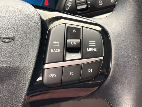 Used 2023 Ford Escape Active w/ Tech Pack #2 AWD/4WD image 18