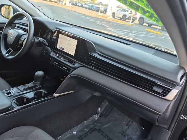Used 2025 Toyota Camry LE FWD image 6