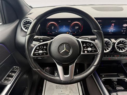 Used 2022 Mercedes-Benz GLA 250 4MATIC w/ Premium Package Lite image 14