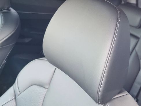 New 2026 Kia Sorento S w/ S Panoramic Sunroof Package image 14