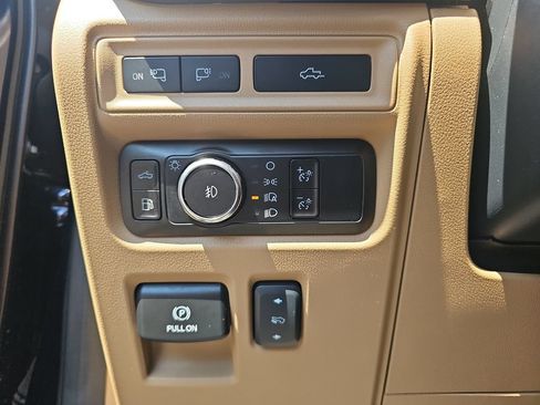 Used 2023 Ford F150 Lariat w/ Equipment Group 502A High AWD/4WD image 25