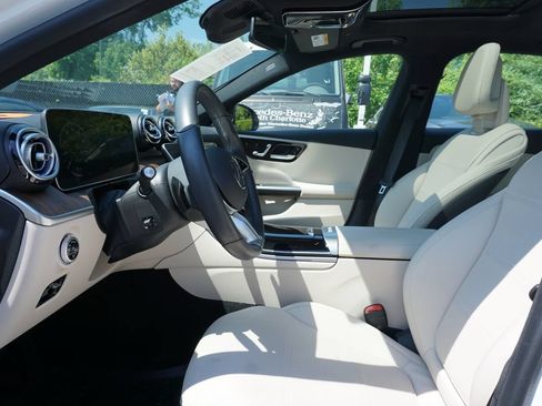 Used 2024 Mercedes-Benz C 300 Sedan image 10