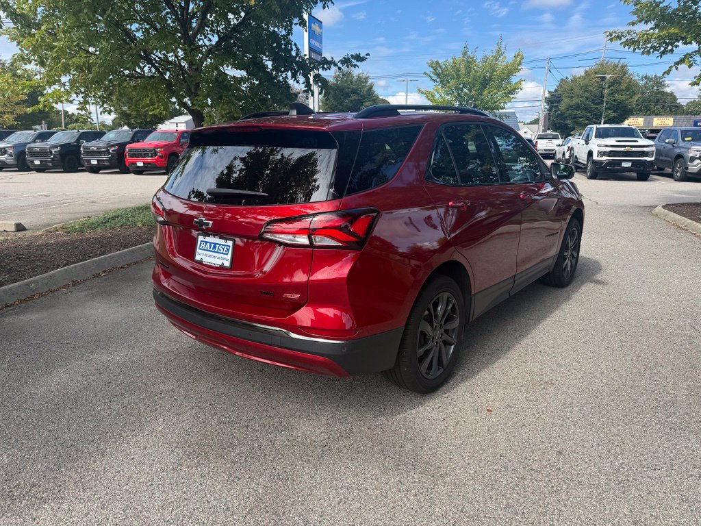 Used 2023 Chevrolet Equinox RS w/ RS Leather Package AWD/4WD image 5