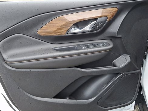 Used 2020 GMC Terrain SLE AWD/4WD image 10