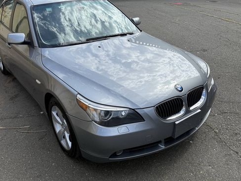 Used 2007 BMW 530xi Sedan AWD/4WD image 24