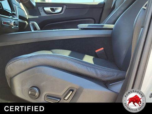 Used 2024 Volvo XC60 B5 Plus AWD/4WD image 26